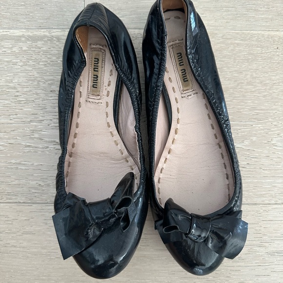 Miu Miu Black Patent Leather Ballet Crystal Flats - Picture 1 of 4